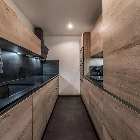 Cosy 81m² 1850 - 6 Pers - Proche Pistes, Parking, Wifi - Fr-1-631-172 Daire *